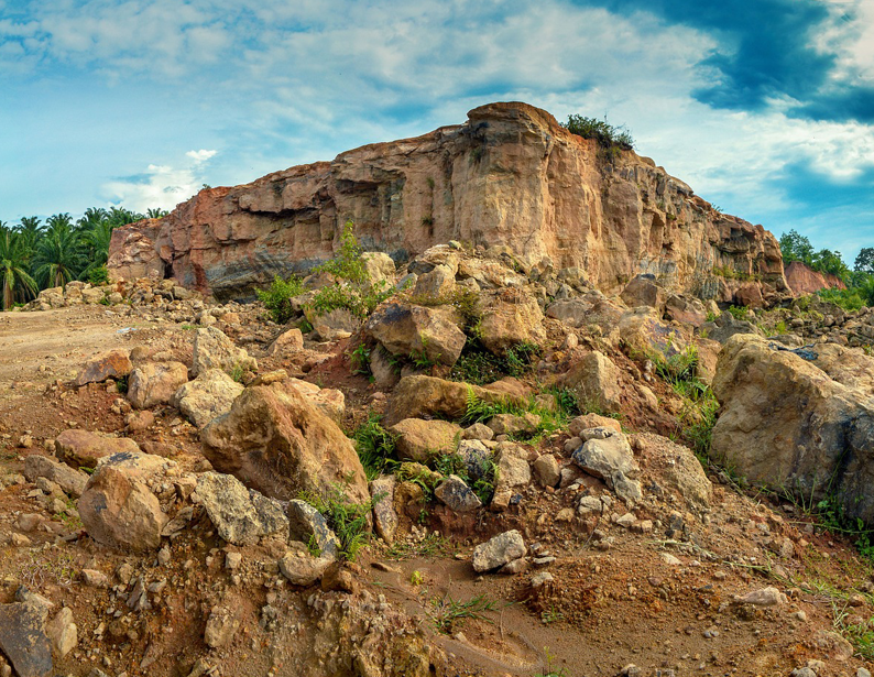 GNSS高精度山體滑坡災害監(jiān)測預警系統(tǒng)